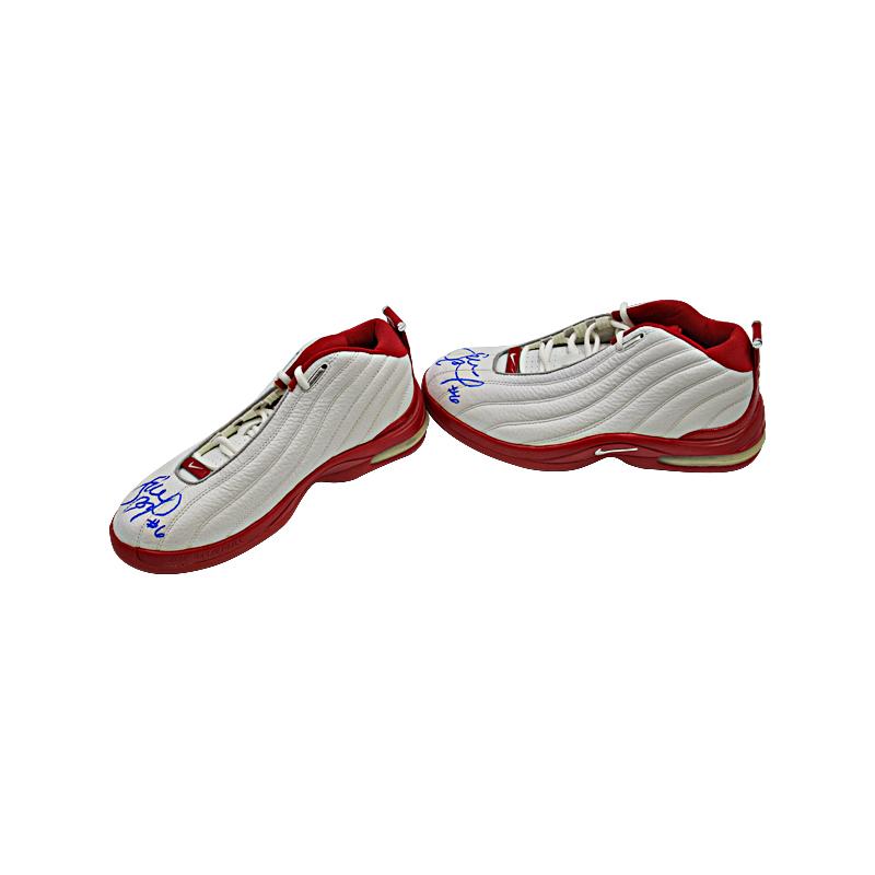 Sue Bird Autographed & Inscribed "#6" 2002 Game Used Personal Edition Nike XD3 Sneakers (Sue Bird LOA) product image 4,