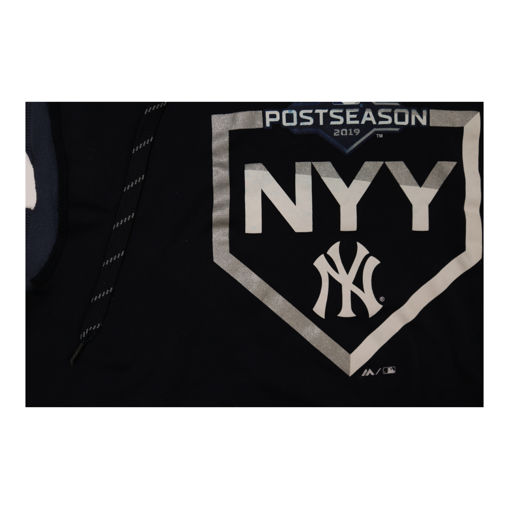 Aaron Boone New York Yankees 2019 Game Used 2019 Playoffs Cutoff Hoodie Size L product image 4, provided for visual