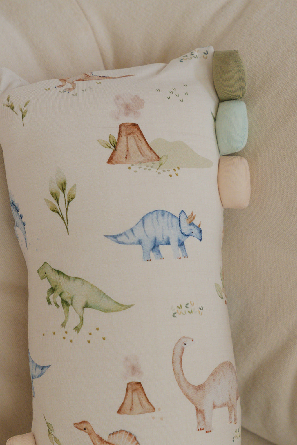 [Bamboo Pillow] - Dino Land Quest