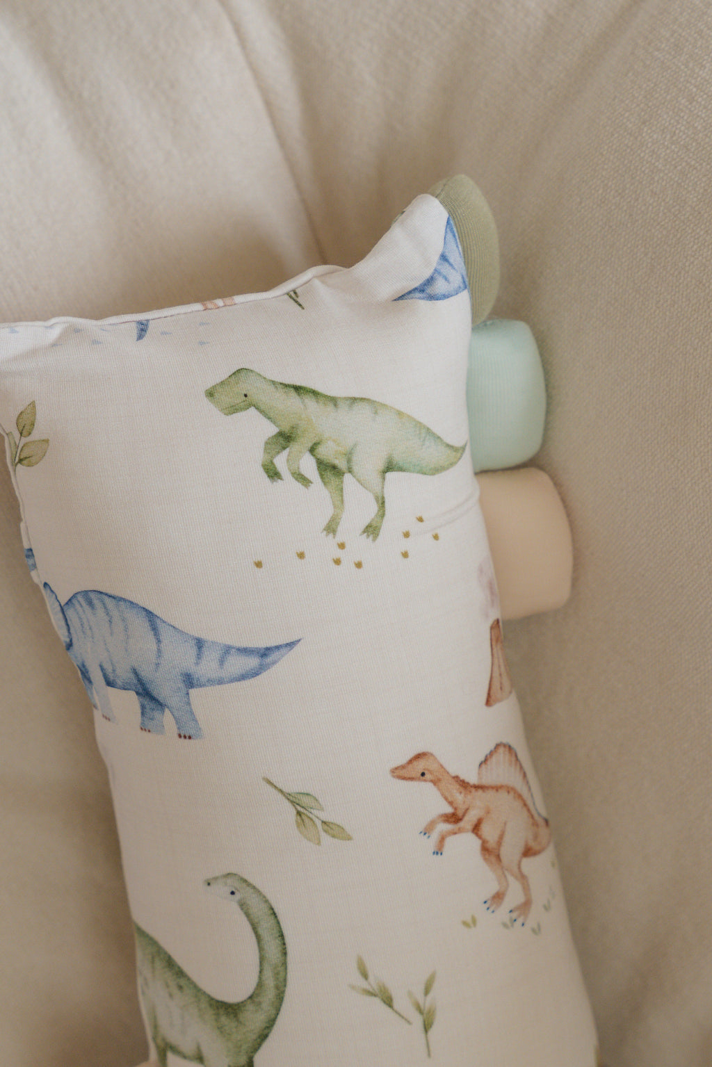 [Bamboo Pillow] - Dino Land Quest