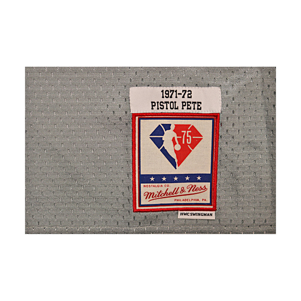 Pete Maravich Atlanta Hawks Size XL product image 3, provided for visual reference and product detail review