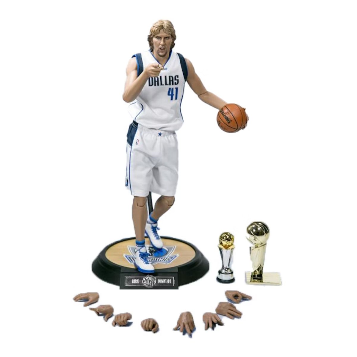 Dirk Nowitzki Dallas Mavericks Enterbay NBA Real Masterpiece 1:6 Action Figure-1 product image 2, provided for visual