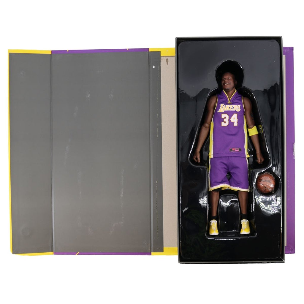 Shaquille O'Neal Los Angeles Lakers Emierby NBA Real Masterpiece Action Figure product image 2, provided for visual