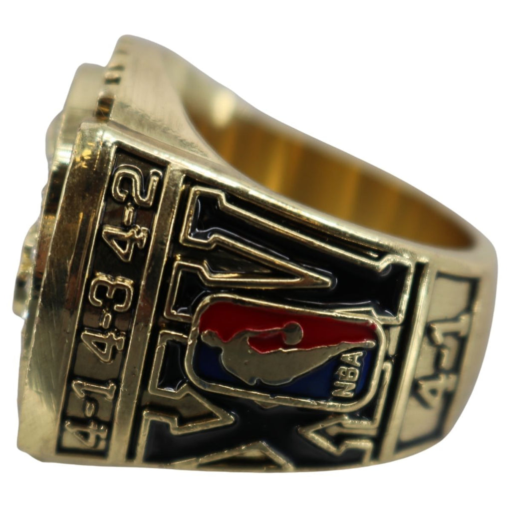 2009 Lakers Replica Championship Trophy & Kobe Bryant Replica Ring Set product image 4, provided for visual reference and