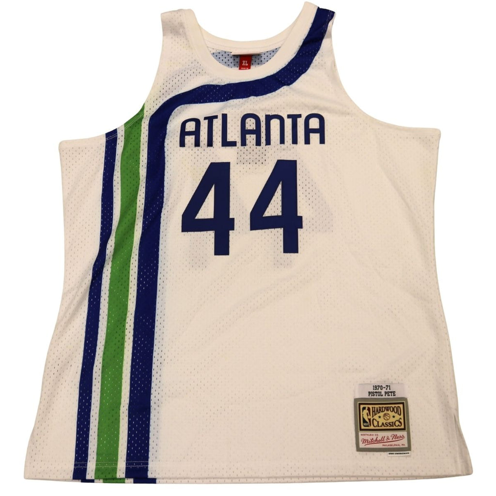 Pistol Pete Maravich Atlanta Hawks 1970-71 White Jersey Size XL product image 1, provided for visual reference and product