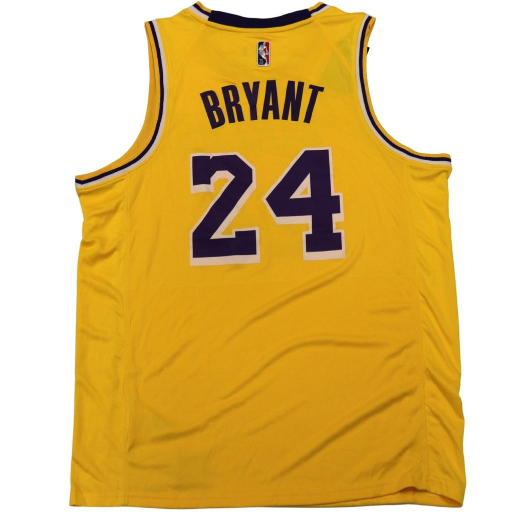 Kobe Bryant Los Angeles Lakers Jersey Size 56 product image 2, provided for visual reference and product detail review