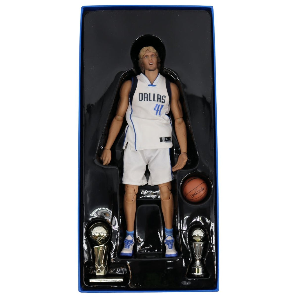 Dirk Nowitzki Dallas Mavericks Enterbay NBA Real Masterpiece 1:6 Action Figure product image 2, provided for visual