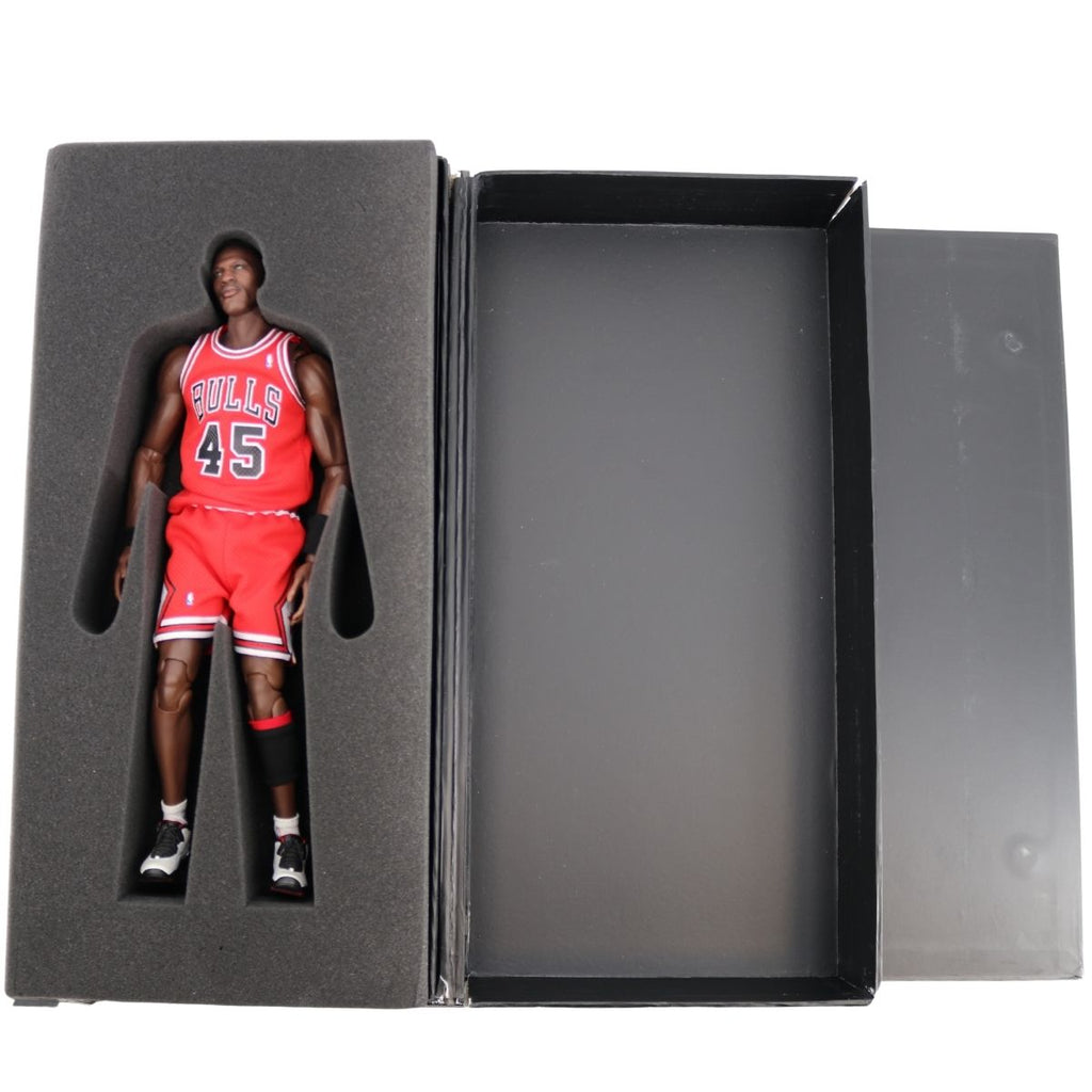 Michael Jordan Chicago Bulls Enterbay NBA Real Masterpiece 1:6 Action Figure-2 product image 2, provided for visual