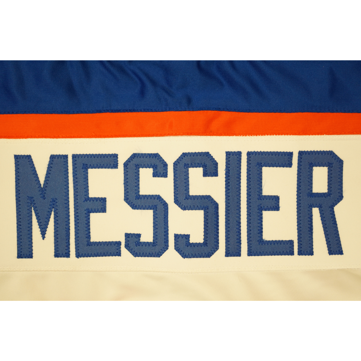 Mark Messier Edmonton Oilers Autographed Signed Pro Style White Jersey (CX Auth) product image 4, provided for visual