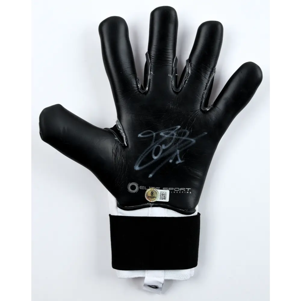 Thibaut Courtois Signed Glove product image 1, provided for visual reference and product detail review