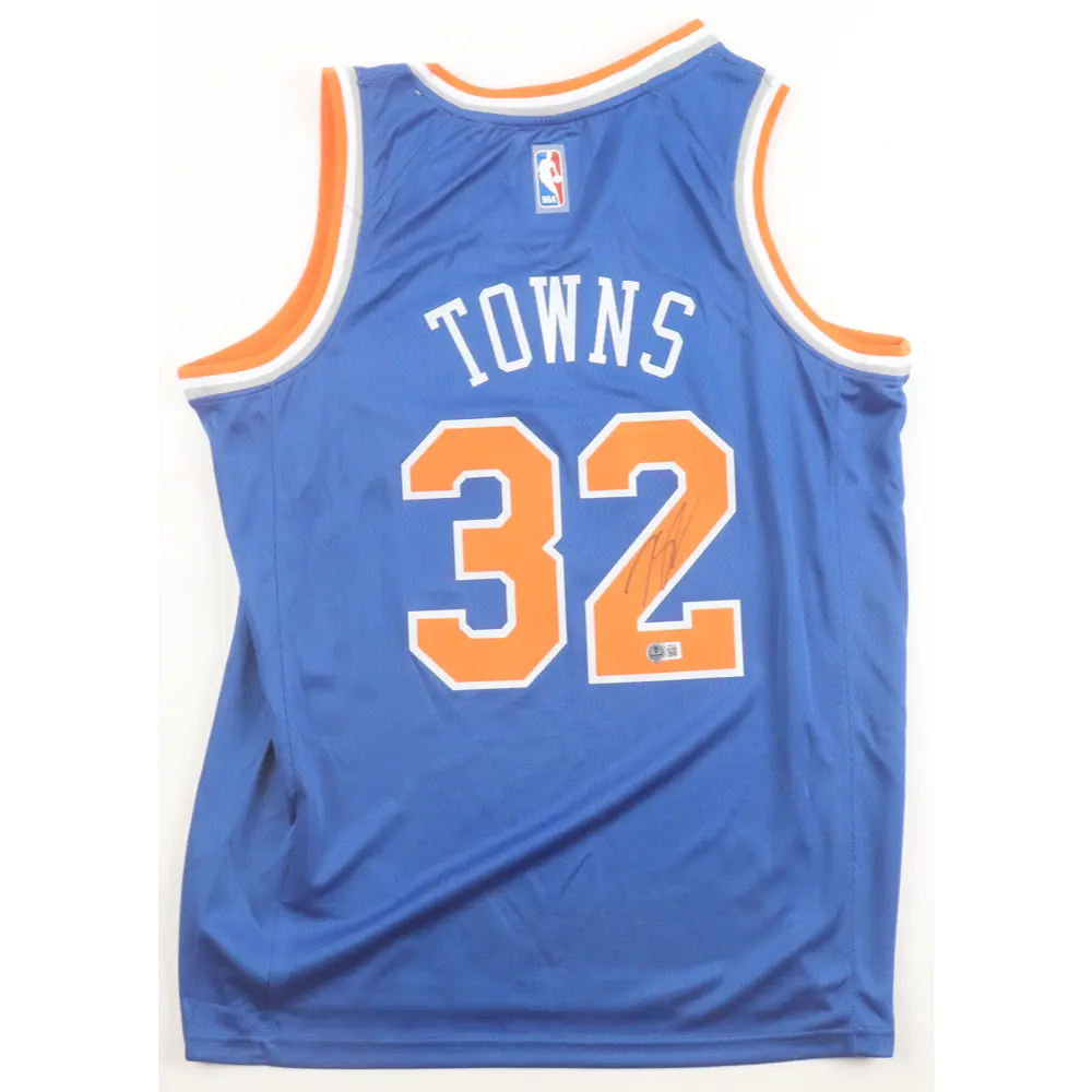 Karl-Anthony Towns Signed New York Knicks Jersey product image 1, provided for visual reference and product detail review