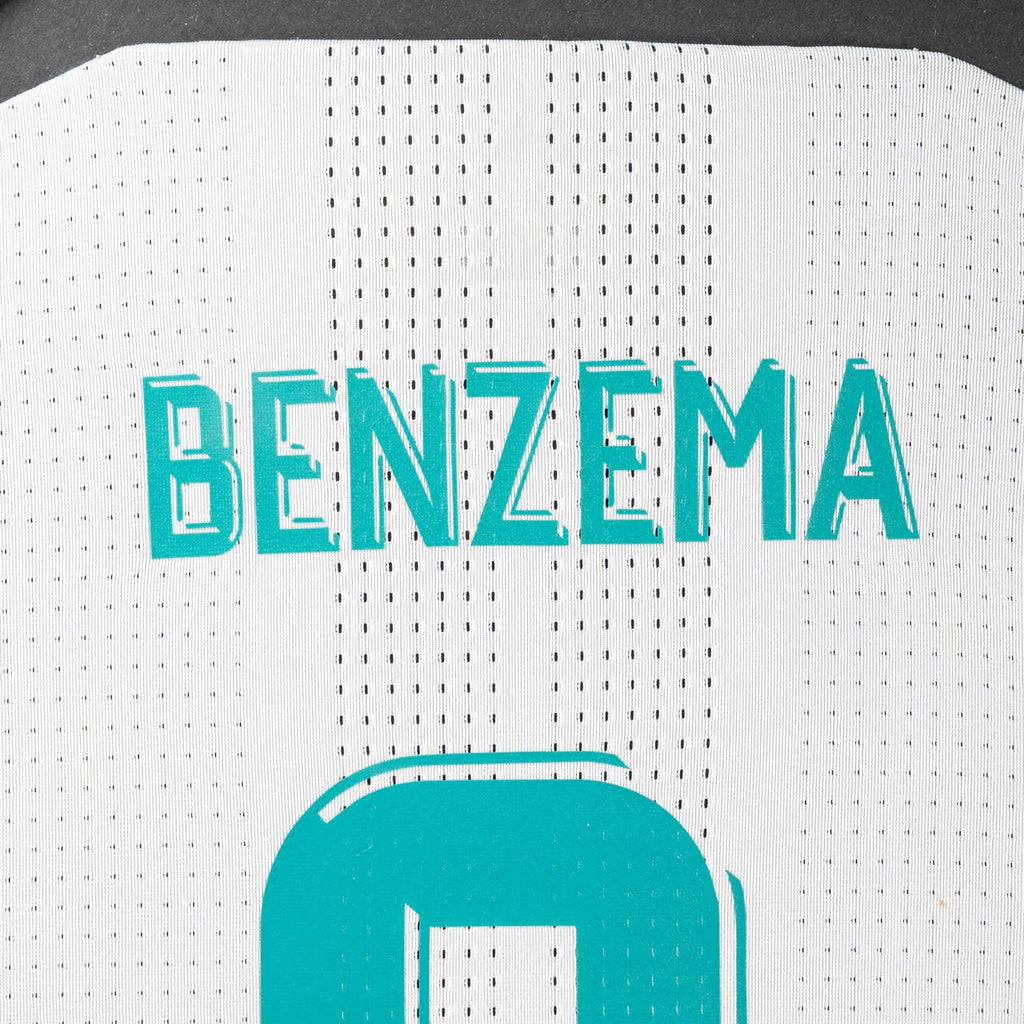Karim Benzema Signed Real Madrid Jersey product image 5, provided for visual reference and product detail review