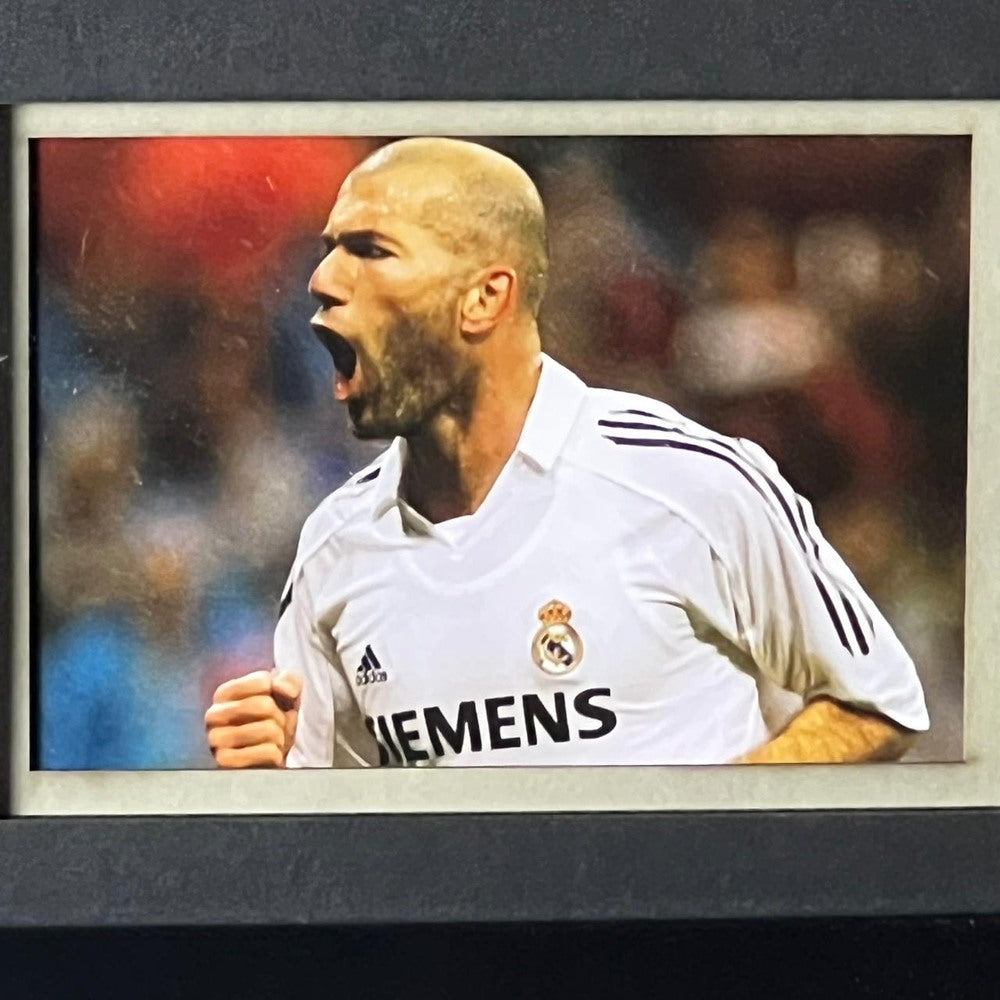 Zinedine Zidane Signed Real Madrid 2001-2003 Framed Jersey product image 6, provided for visual reference and product detail
