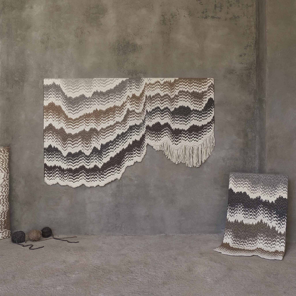 Onda Wall Tapestry