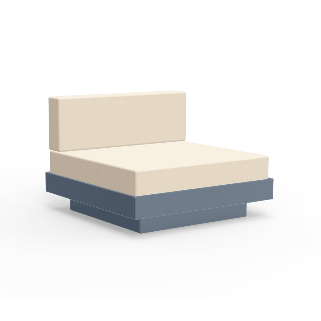 Platform One Outdoor Lounge