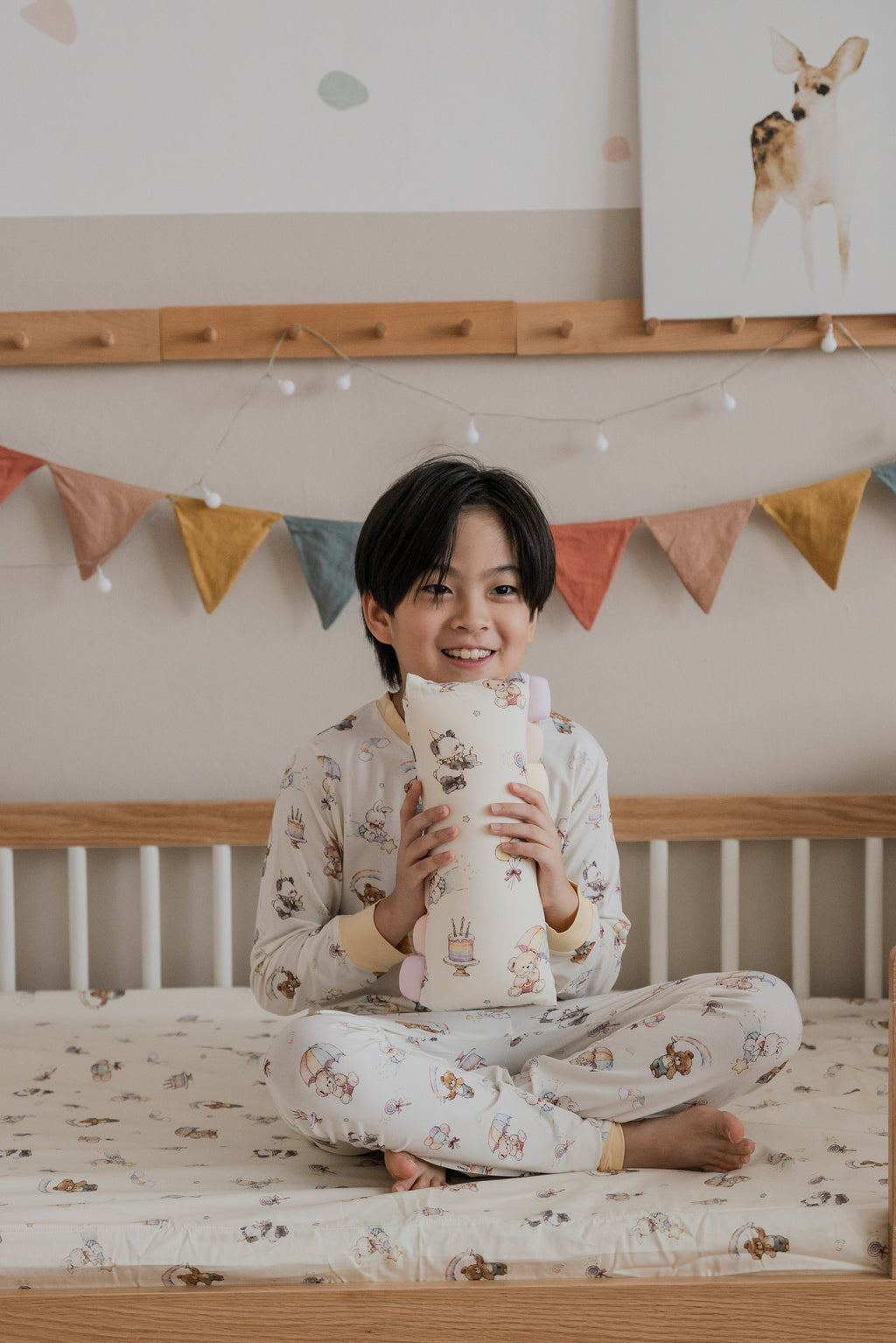 [Bamboo Pillow] - Rainbow Dreamland